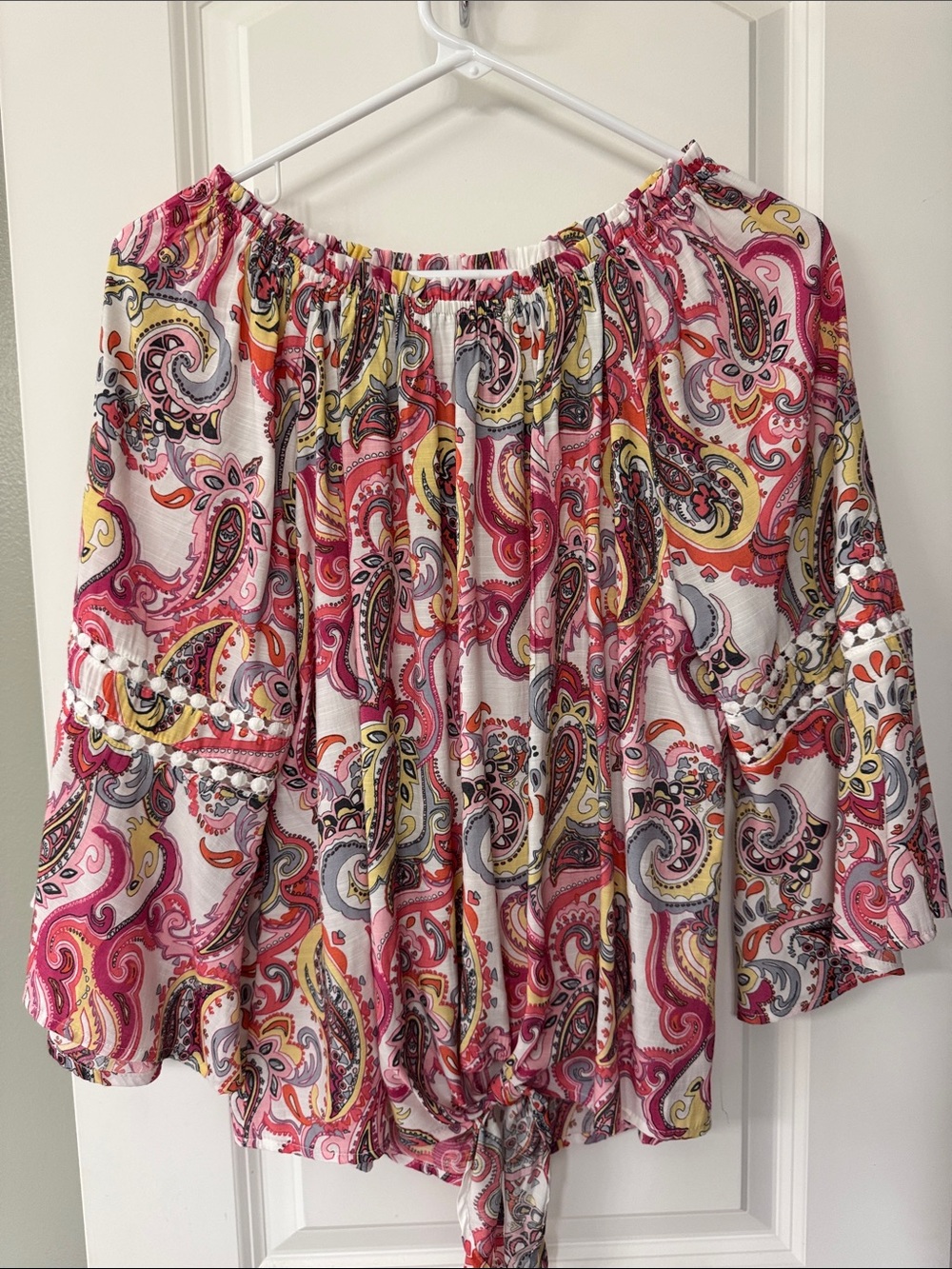 Boutique Notations Pink Multi Paisley Off-the-Shoulder Tie-Hem Blouse